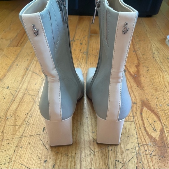 Sam Edelman Light Gray Leather Heeled Booties Size 7 - Picture 2 of 6